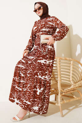 Pazarium - Beli Lastikli Karışık Desen Bürümcük Elbise Kahve