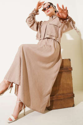 Pazarium - Göğüs Cepli Fermuarlı Etekli İkili Takım Latte