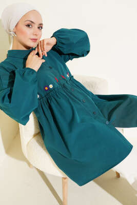 Pazarium - Pileli Çiçek Nakışlı Gömlek Petrol