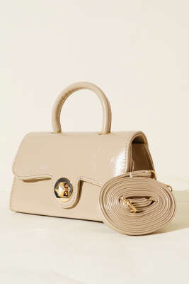 Gold Kilitli Rugan Çanta Bej - Thumbnail