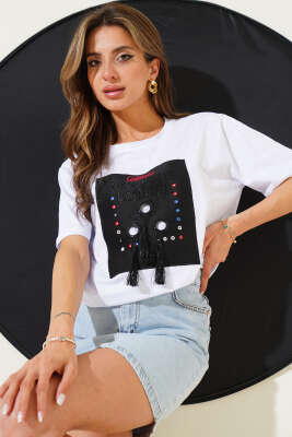 Pazarium - California Püsküllü T-shirt Beyaz