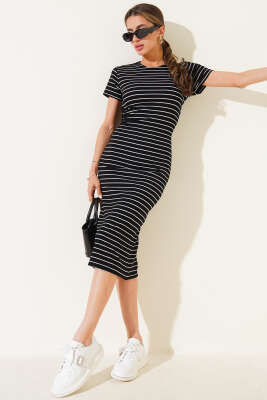 Pazarium - İnce Çizgili Kaşkorse Elbise Siyah