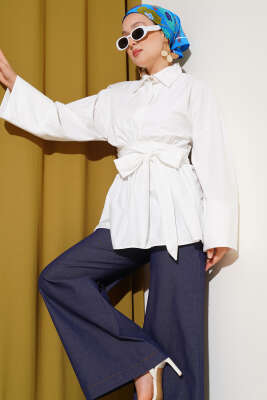 Pazarium - Kuşak Büzgülü Yarım Düğmeli Tunik Beyaz