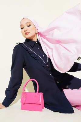 Pazarium - Önü Fırfır Taş Şerit Geçişli Düğmeli Gömlek Lacivert