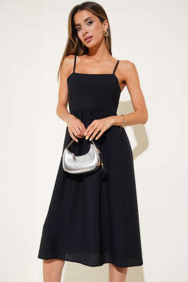 Pazarium - İnce Askılı Gipeli Elbise Siyah