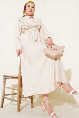 Pazarium - Önü Fırfır Detaylı Kuşaklı Elbise Bej