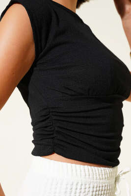 Yan Büzgülü Bürümcük Bluz Siyah - Thumbnail