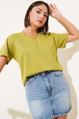 Pazarium - V Yaka Basic T-shirt Yağ Yeşili