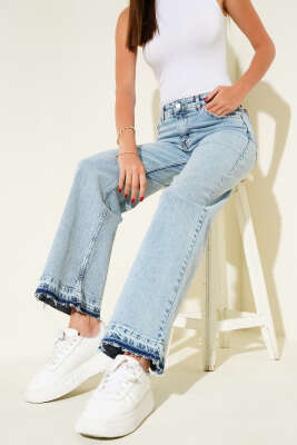 Pazarium - Paça Püskül Detaylı Kot Pantolon Açık Kar