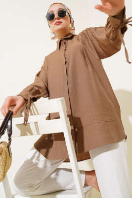 Pazarium - Manşet İpli Göğüs Pileli Gömlek Latte