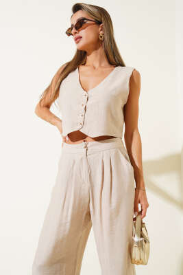 Kolsuz Düğmeli Yelekli İkili Takım Bej - Thumbnail