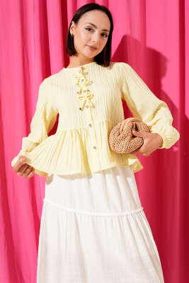 Pazarium - Kurdeleli Fırfır Detaylı Gömlek Sarı