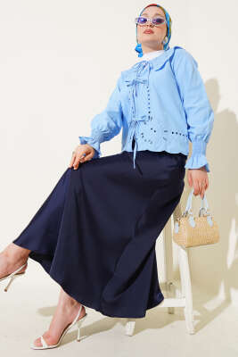 Bebe Yaka Nakışlı Bağlamalı Bluz Mavi - Thumbnail