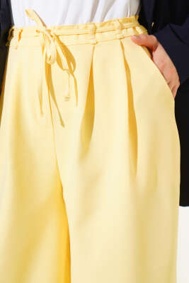 Pile Detaylı İp Kuşaklı Pantolon Sarı - Thumbnail