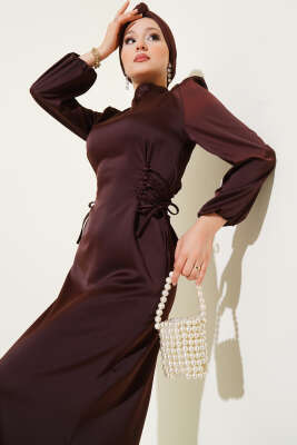 Yanları Çapraz İp Bağlamalı Saten Elbise Acı Kahve - Thumbnail