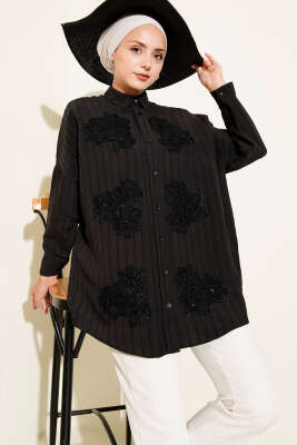 Pazarium - İnci Çiçek Desenli Taşlı Gömlek Siyah