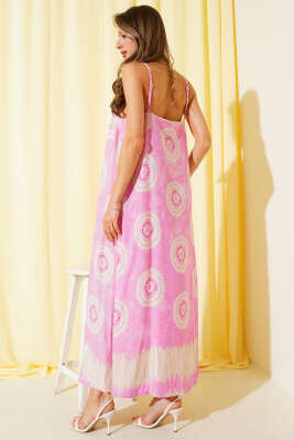 Desenli V Yaka Askılı Elbise Pembe - Thumbnail