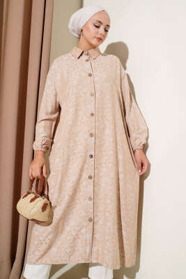 Pazarium - Desenli Tahta Düğmeli Uzun Gömlek Bej