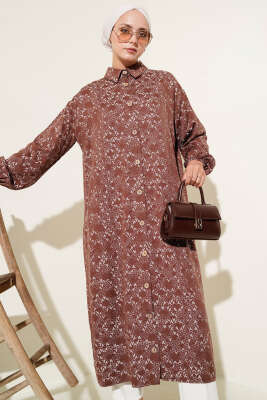 Pazarium - Desenli Tahta Düğmeli Uzun Gömlek Kahve