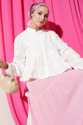 Dantel Detaylı Kısa Bluz Ekru - Thumbnail