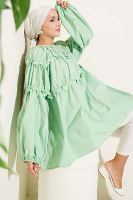 Pazarium - Çiçek Detaylı Kol Lastikli Tunik Yeşil