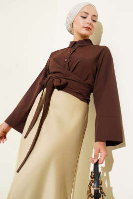 Pazarium - Belden Bağlamalı Kısa Gömlek Kahve