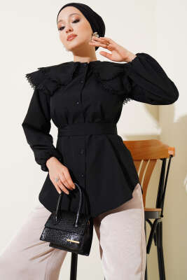 Pazarium - Bebe Yaka Dantelli Gömlek Siyah