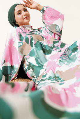 Pazarium - Yarım Düğmeli Renkli Yaprak Desenli Elbise Pembe