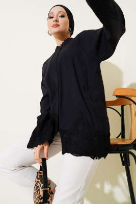 Pazarium - Dantel Detaylı Gizli Düğmeli Gömlek Siyah