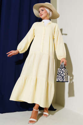 Pazarium - Hakim Yaka Düğmeli Müslin Elbise Sarı
