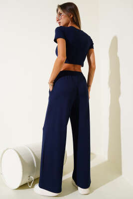 Kalp Nakış Detaylı Crop İkili Takım Lacivert - Thumbnail