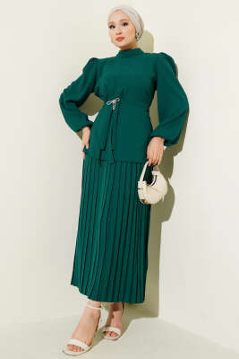 Pazarium - Yan Büzgülü Pileli Etekli İkili Takım Zümrüt