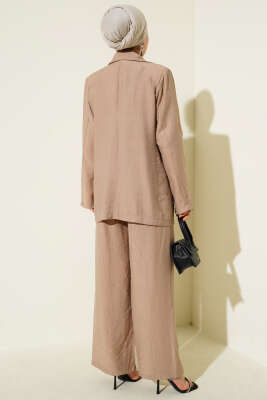 Omuz Vatkalı Ceketli Yelekli Üçlü Takım Latte - Thumbnail