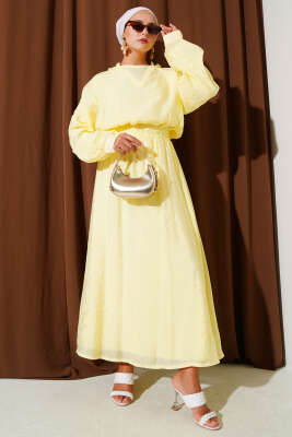 Pazarium - V Yaka Fırfırlı Etekli Üçlü Takım Sarı