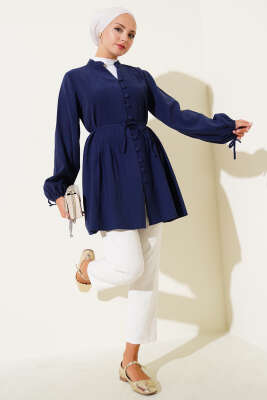 Brit Düğmeli Pileli Tensel Gömlek Lacivert - Thumbnail