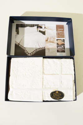 Pazarium - 6 Parça Çift Kişilik Yonca Pike Takımı Krem