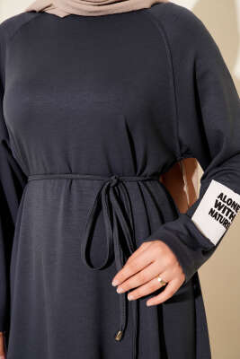 Loyşa Bilek Armalı Kuşaklı Elbise Füme - Thumbnail