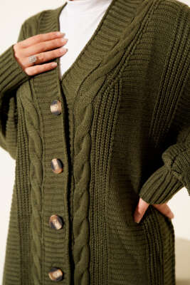 Sarmal Detaylı Düğmeli Uzun Triko Hırka Haki - Thumbnail