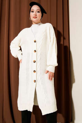 Sarmal Detaylı Düğmeli Uzun Triko Hırka Ekru - Thumbnail