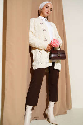 Çiçek Nakışlı Örgü Triko Hırka Bej - Thumbnail