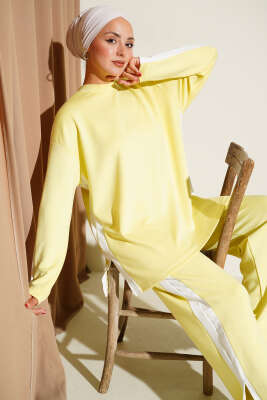 Yanları Şeritli İkili Takım Sarı - Thumbnail