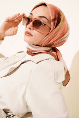 Pazarium - Çiçekli Şeritli Bambu Kraş Eşarp Taba