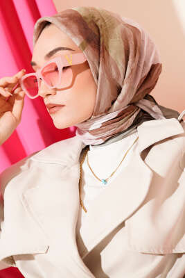 Pazarium - Çiçekli Şeritli Bambu Kraş Eşarp Haki