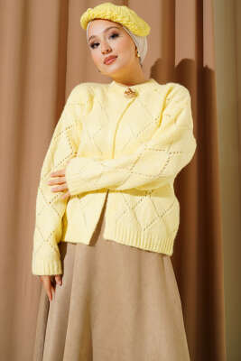 Delikli Baklava Desenli Triko Hırka Sarı - Thumbnail