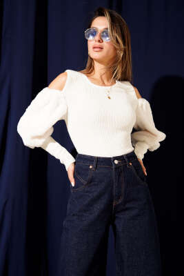 Omzu Açık Sakallı Kazak Ekru - Thumbnail