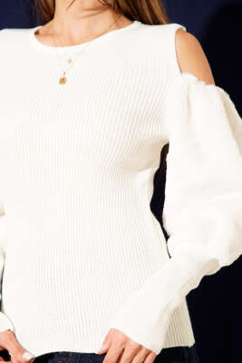 Omzu Açık Sakallı Kazak Ekru - Thumbnail