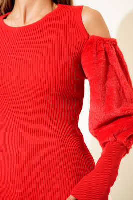 Omzu Açık Sakallı Kazak Kırmızı - Thumbnail