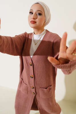 Pazarium - Düğmeli Cepli Uzun Triko Hırka Gül Kurusu