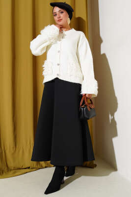 Püsküllü Düğme Detaylı Triko Hırka Ekru - Thumbnail