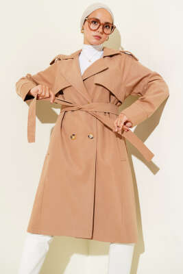 Pazarium - Omuz Apoletli Düğme Detaylı Trençkot Camel